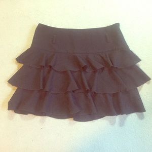 😘 Black Ruffle Mini Skirt by Express 😘