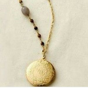 Stella and dot locket necklace