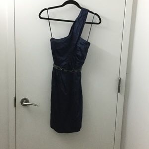 Trina Turk silk dress size 6 in navy