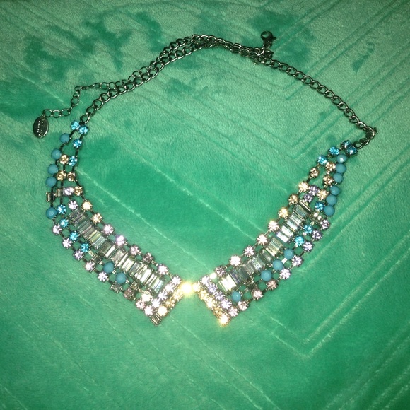 Multi colored necklace
