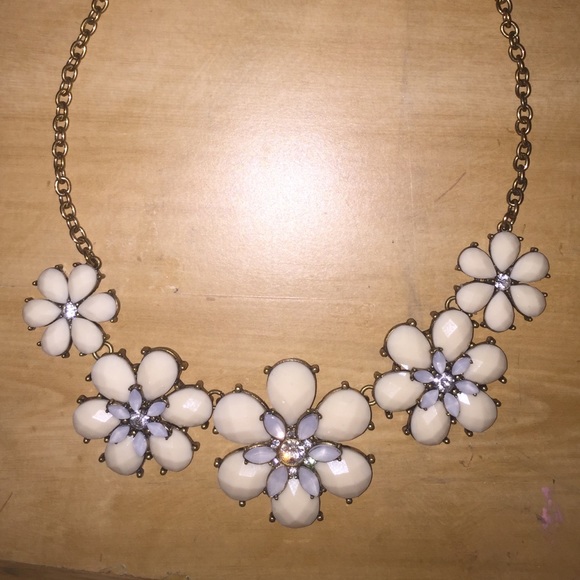 F21 Floral statement necklace