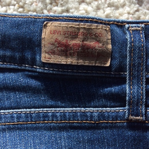 🎉HP🎉Vintage Levi's 524 blue super low stretchy skinny jeans. Size 9M. - Picture 3 of 4
