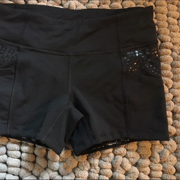 Lululemon micro mini running shorts Sz 0