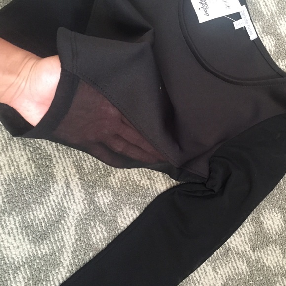 Crop top - Picture 2 of 4