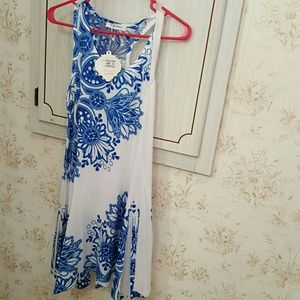 Blue and white tunic