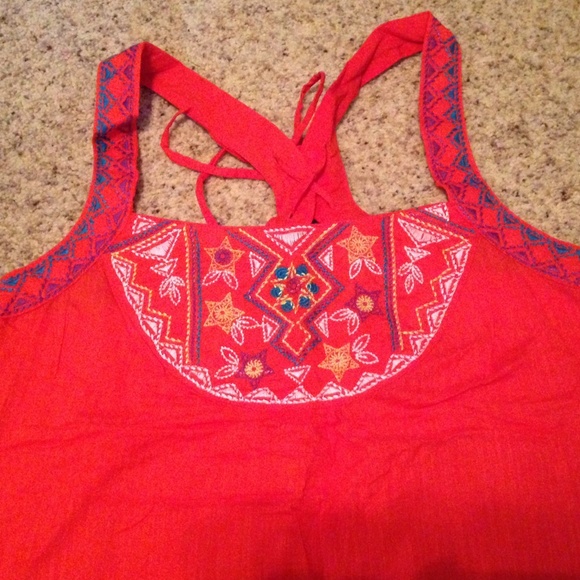 Bright orange embroidered Roxy tank - Picture 3 of 4