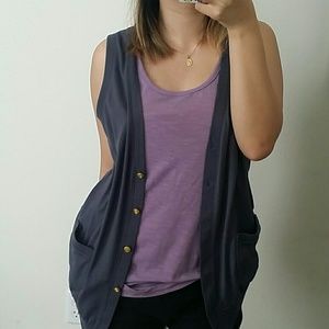Sleeveless cardigan