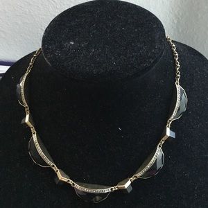 Chloe+Isabel Atlas Collar Necklace