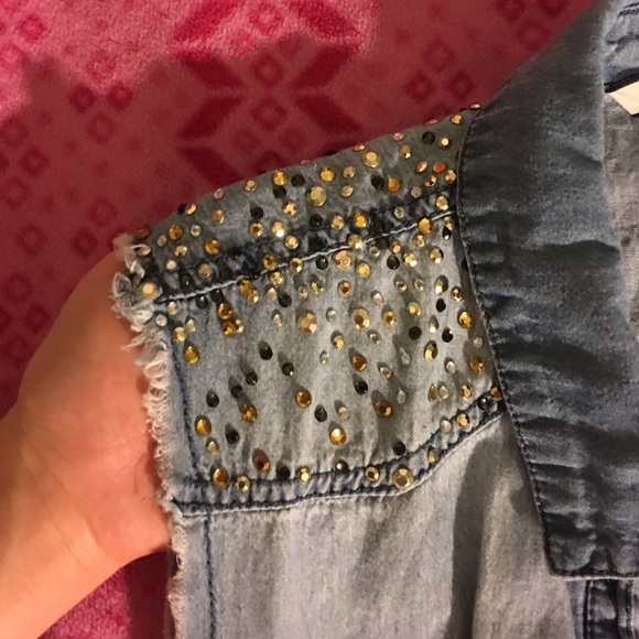 Blue jean button up shirt - Picture 2 of 2