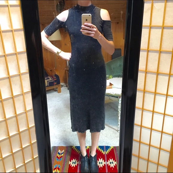 Mock Turtleneck Cold Shoulder Midi Dress