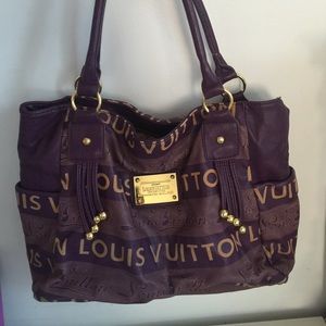 Purple tote