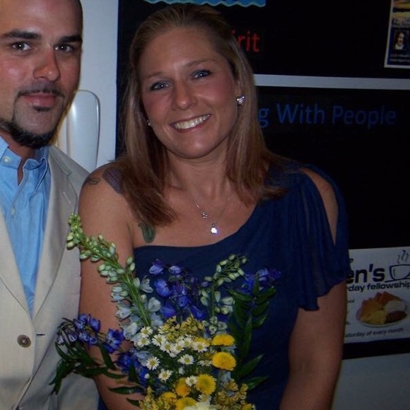 Dress - Picture 3 of 6