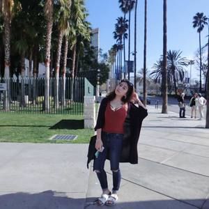 Meet your Posher, Eva