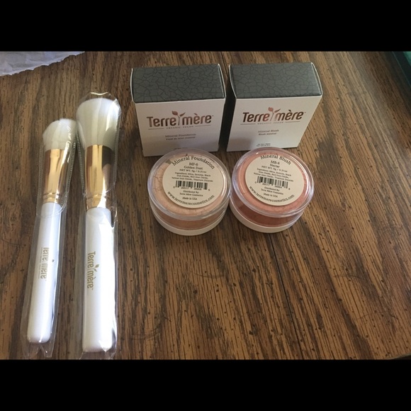 Terre mere makeup - Picture 4 of 4