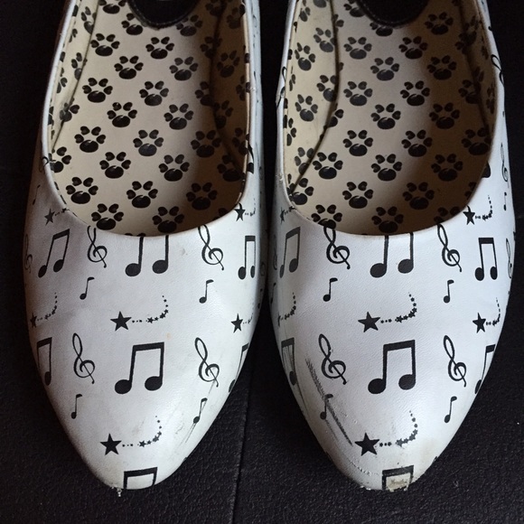 Music Note Shoes!