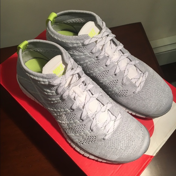 Women's Nike Flyknit Chukka