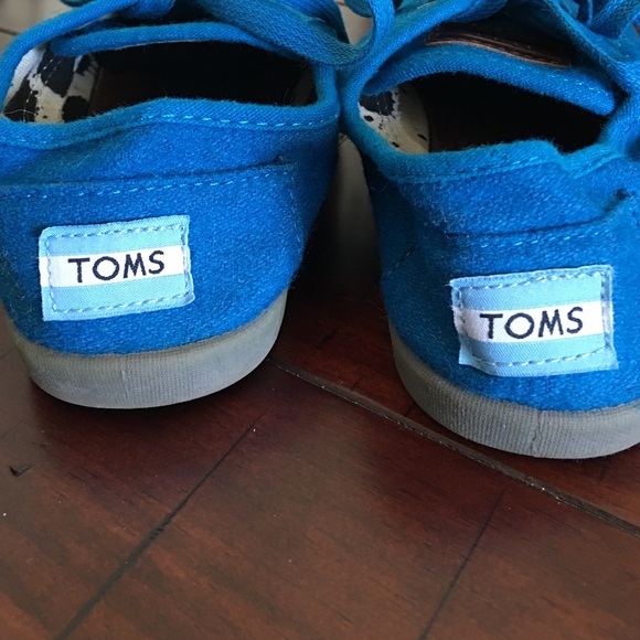 Toms - Picture 3 of 4