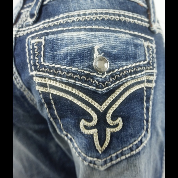 NWOT "Donna" Rock Revival Jeans