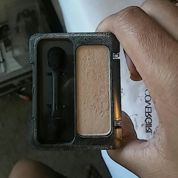 Makeup bundle - Picture 3 of 4