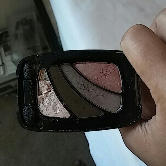 Makeup bundle - Picture 4 of 4