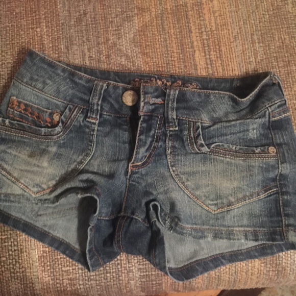 Women's/juniors shorts