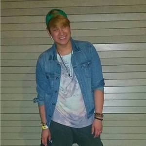 Meet your Posher, Seph