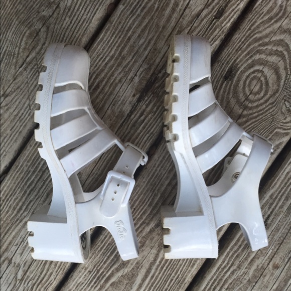 JuJu Shoes - Well-loved Juju Jellies