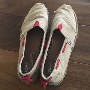 Toms beige shoes