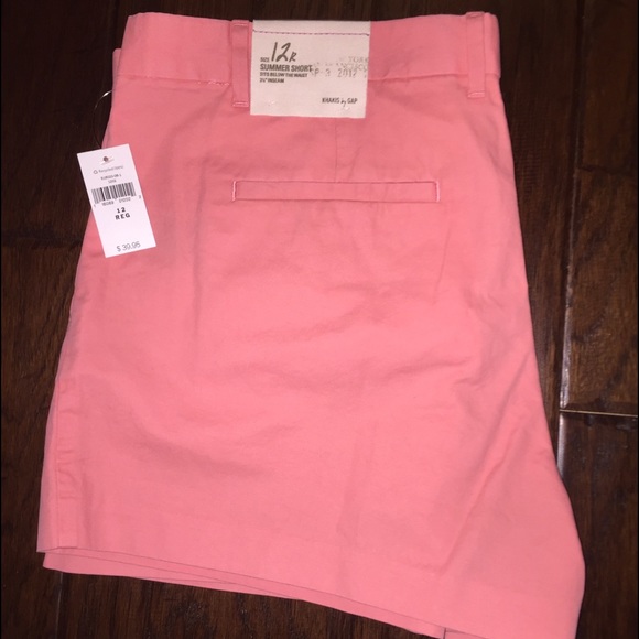 NWT pink GAP khaki shorts