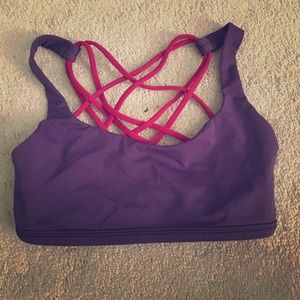 Lululemon sports bra