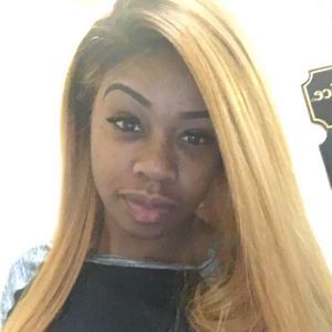 Meet your Posher, Ikeia