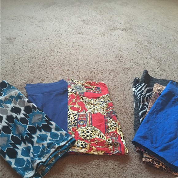 Lot of 8 spandex style mini skirts