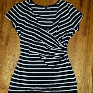 Ann Taylor black and white striped top blouse