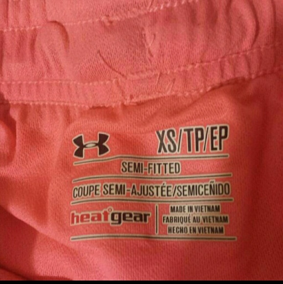 Coral xs UA running shorts - Picture 2 of 3