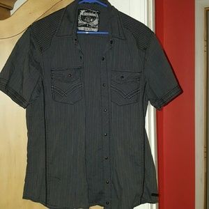 Men's Casual short sleeve button down shirt.