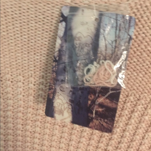 Tan cropped sweater - Picture 2 of 2