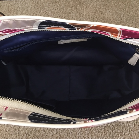 Coach purse - Picture 3 of 4