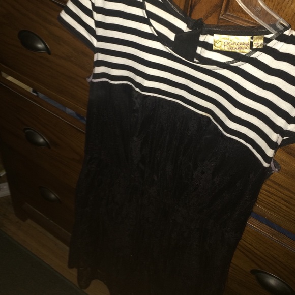 Vera Wang Casual Striped Dress