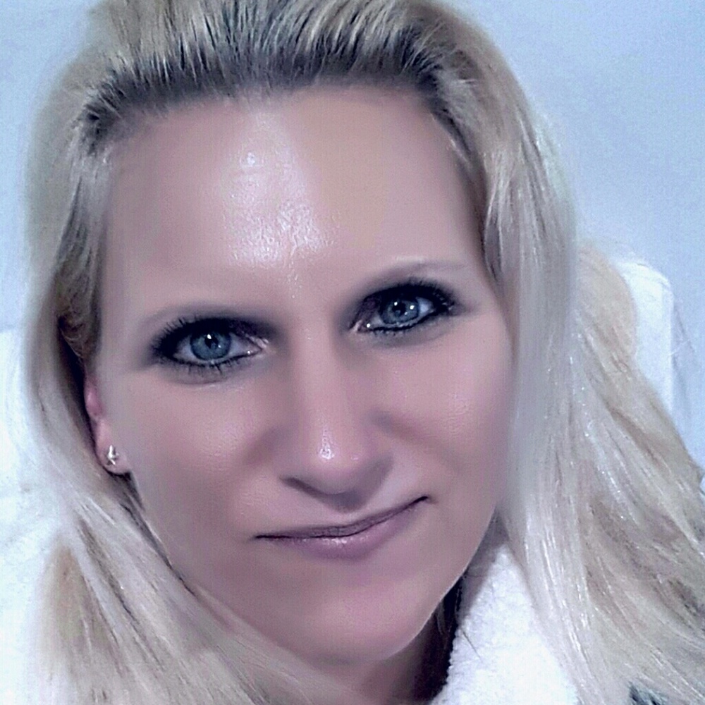 Meet your Posher, Sarah Lloyd