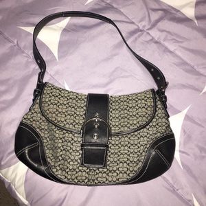 Classic COACH black shoulder bag