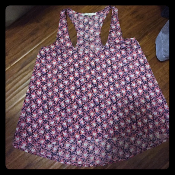 Sleeveless top - Picture 1 of 4