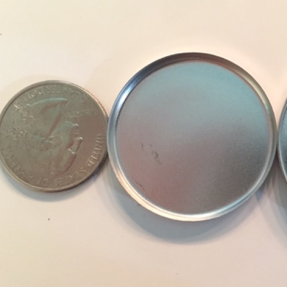 Gold Pressed Glitter - Picture 3 of 3