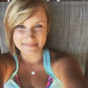 Meet your Posher, Denise