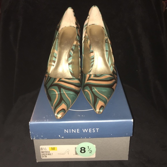 Used Nine West Pumps