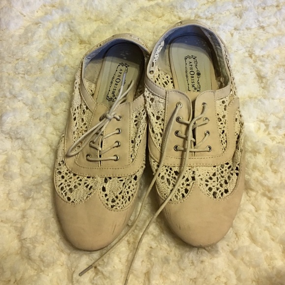 Lace oxfords