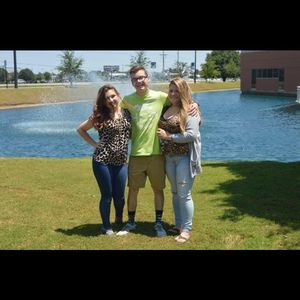 Meet your Posher, Lexi