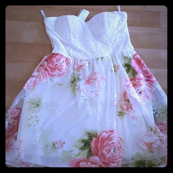 NWT papaya tube top dress