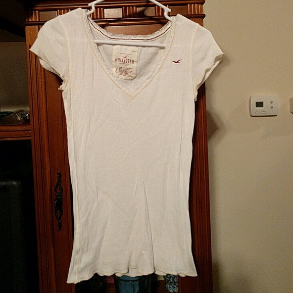 Hollister shirt