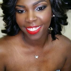 Meet your Posher, Teneshia