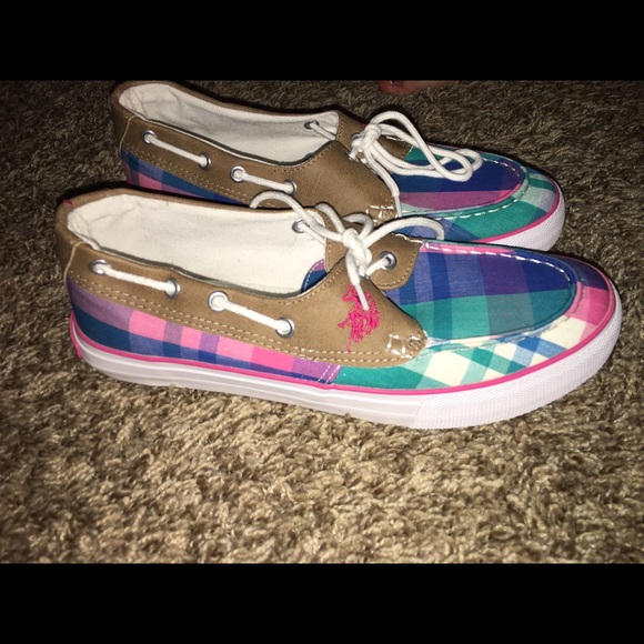 Size 9 US POLO ASSN shoes - Picture 3 of 4